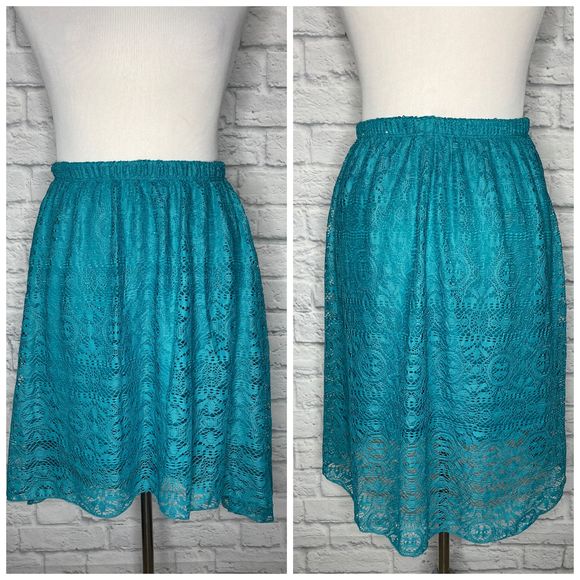 Maurices Dresses & Skirts - Maurices Teal High Low Lace Skirt M